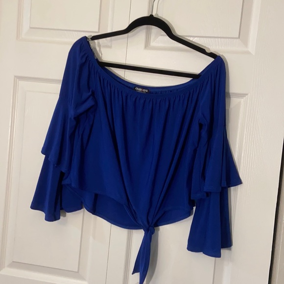 Off the shoulder tiered bell sleeve top - Picture 2 of 5